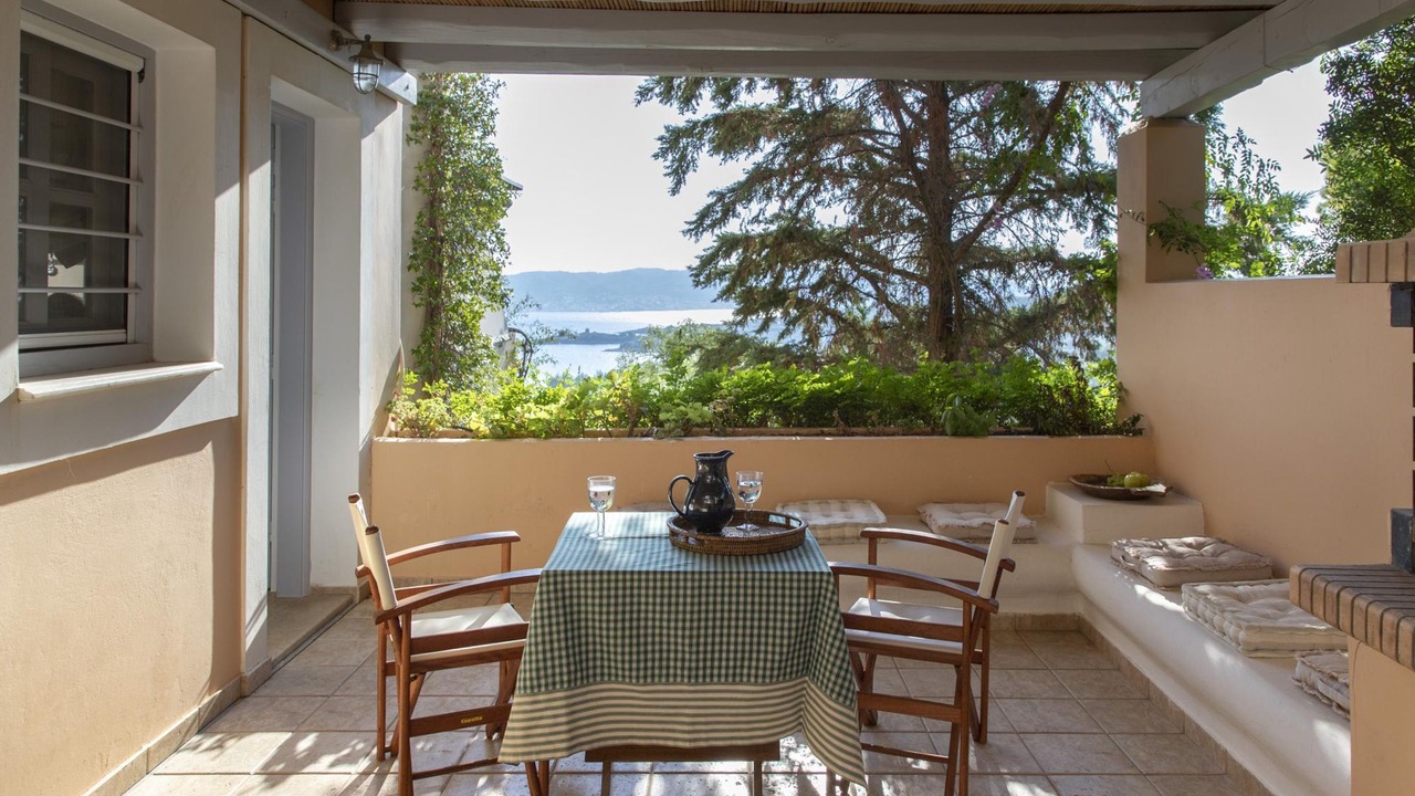Photo of Outdoor in Agios Emilianos