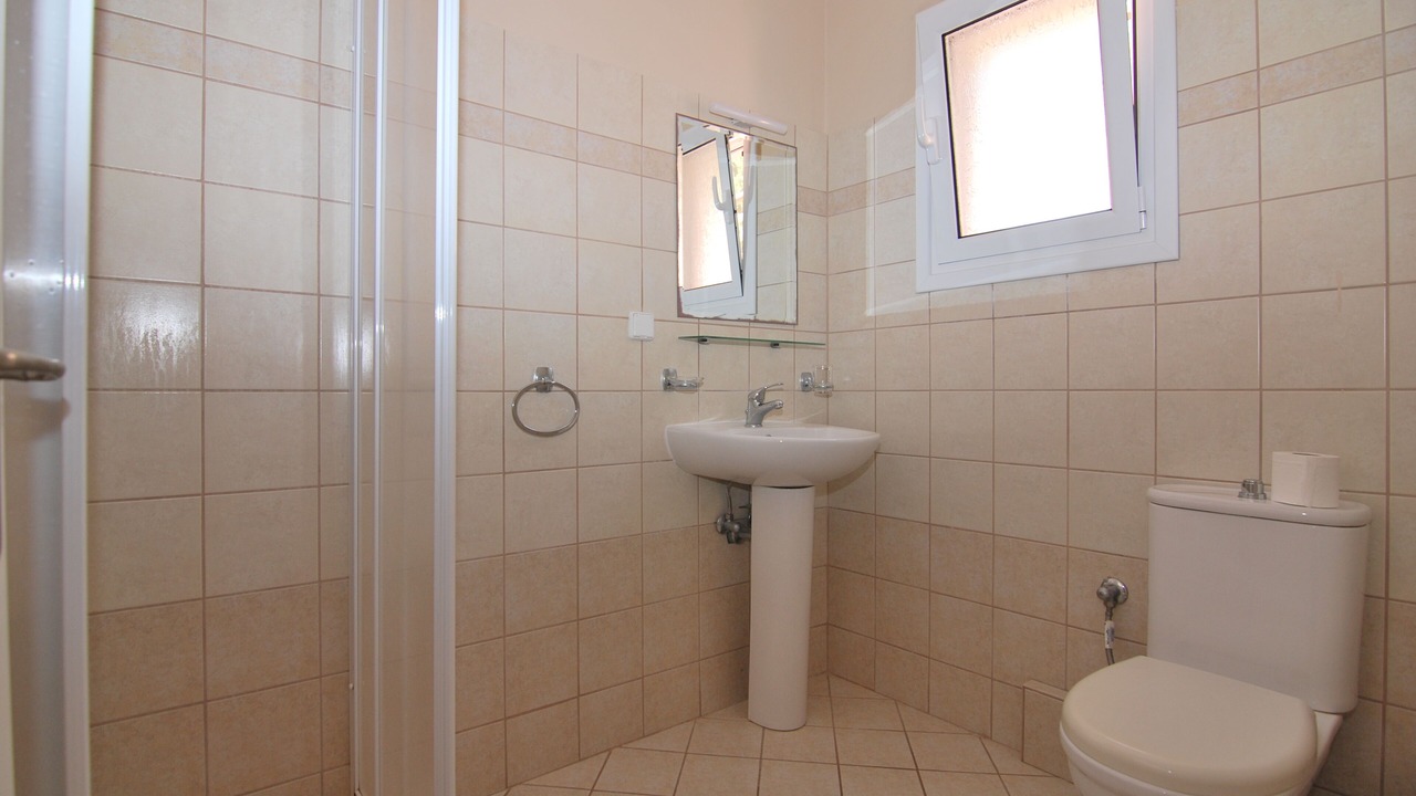 Photo of Bathroom in Dhrakata