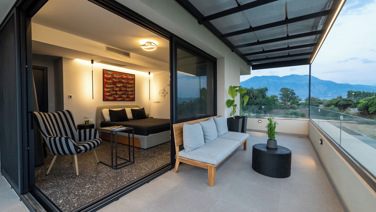 Photo of Patio Balcony in Akovitika