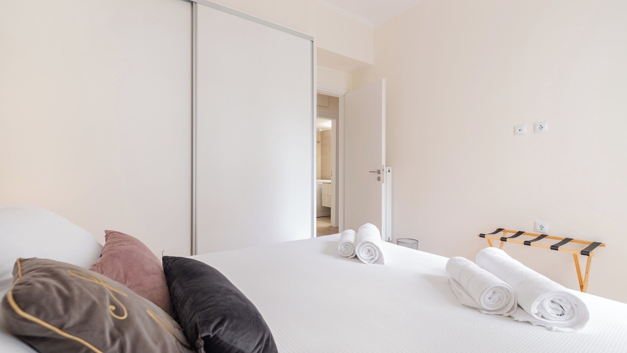 Photo of Bedroom in Alimos