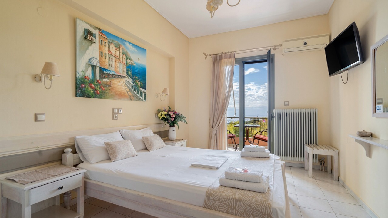 Photo of Bedroom in Kalamitsi