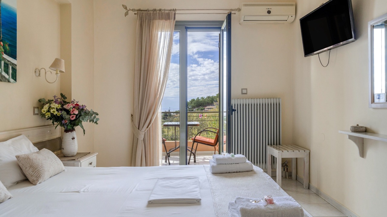 Photo of Bedroom in Kalamitsi