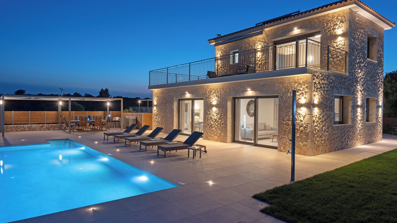 Photo of Outdoor in Karavados