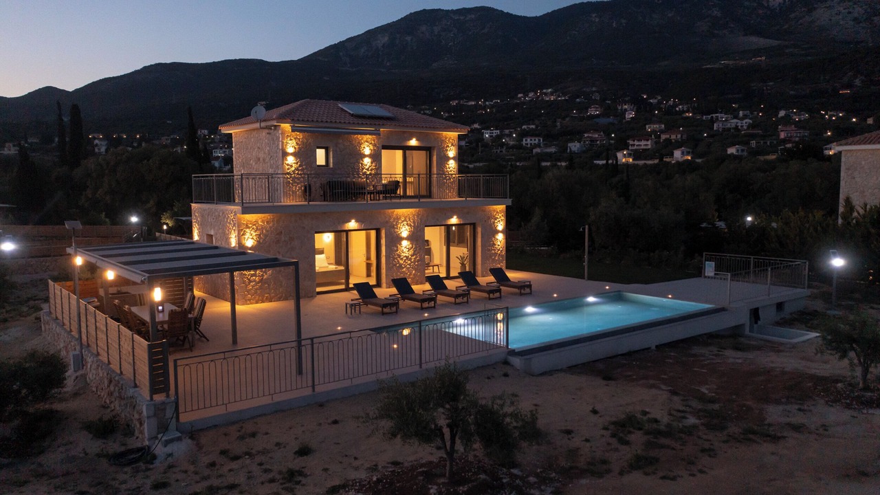 Photo of Outdoor in Karavados