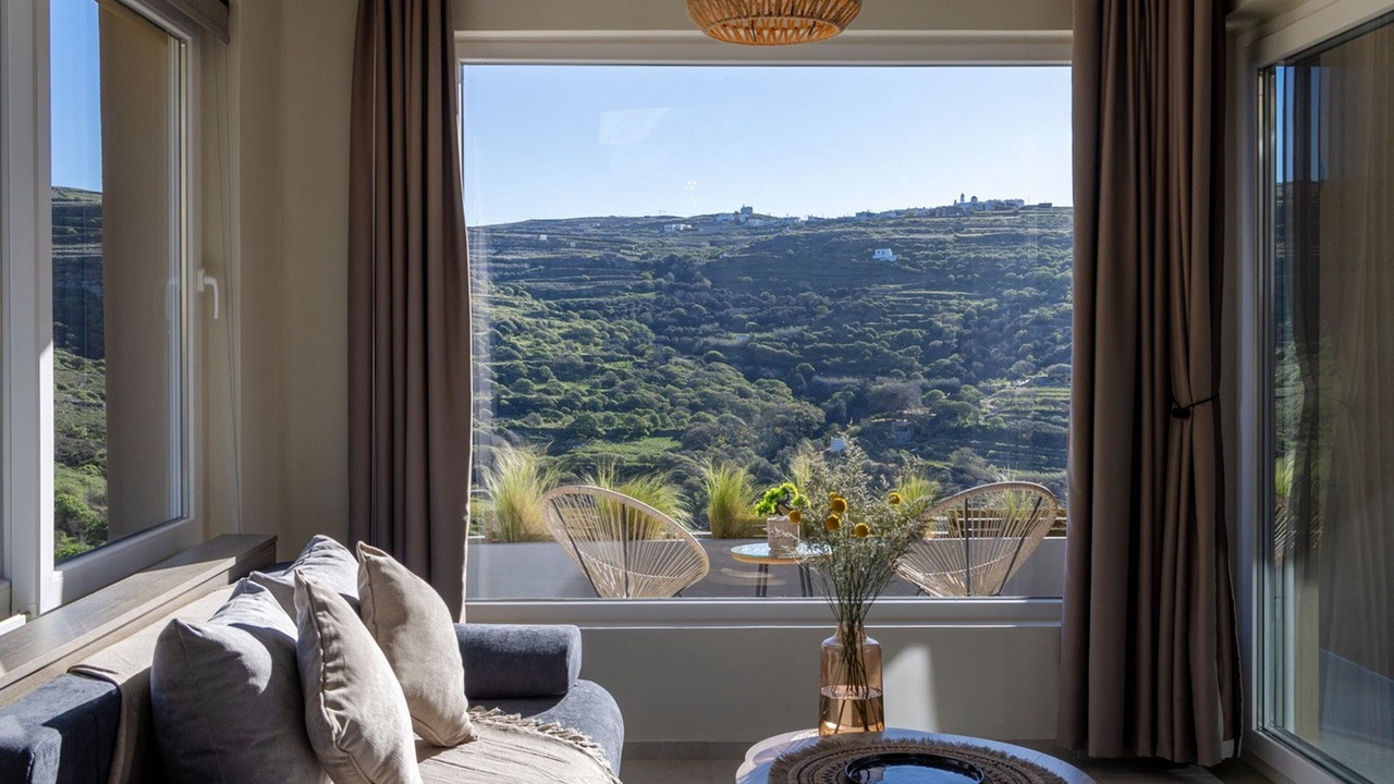 Photo of Livingroom in Tinos