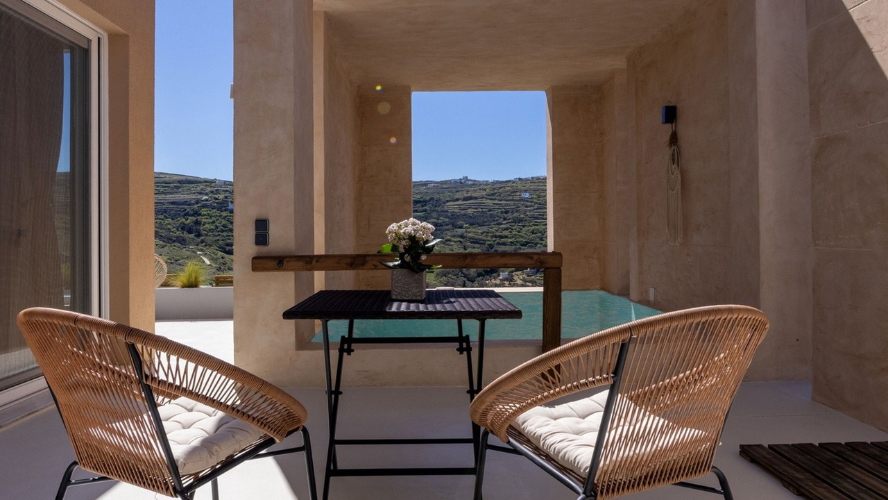 Photo of Patio Balcony in Tinos