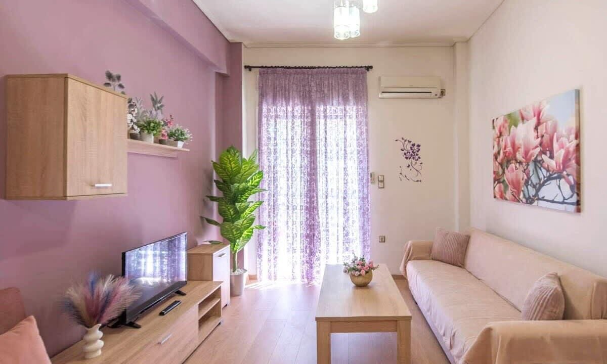 Photo of Livingroom in Ilisia
