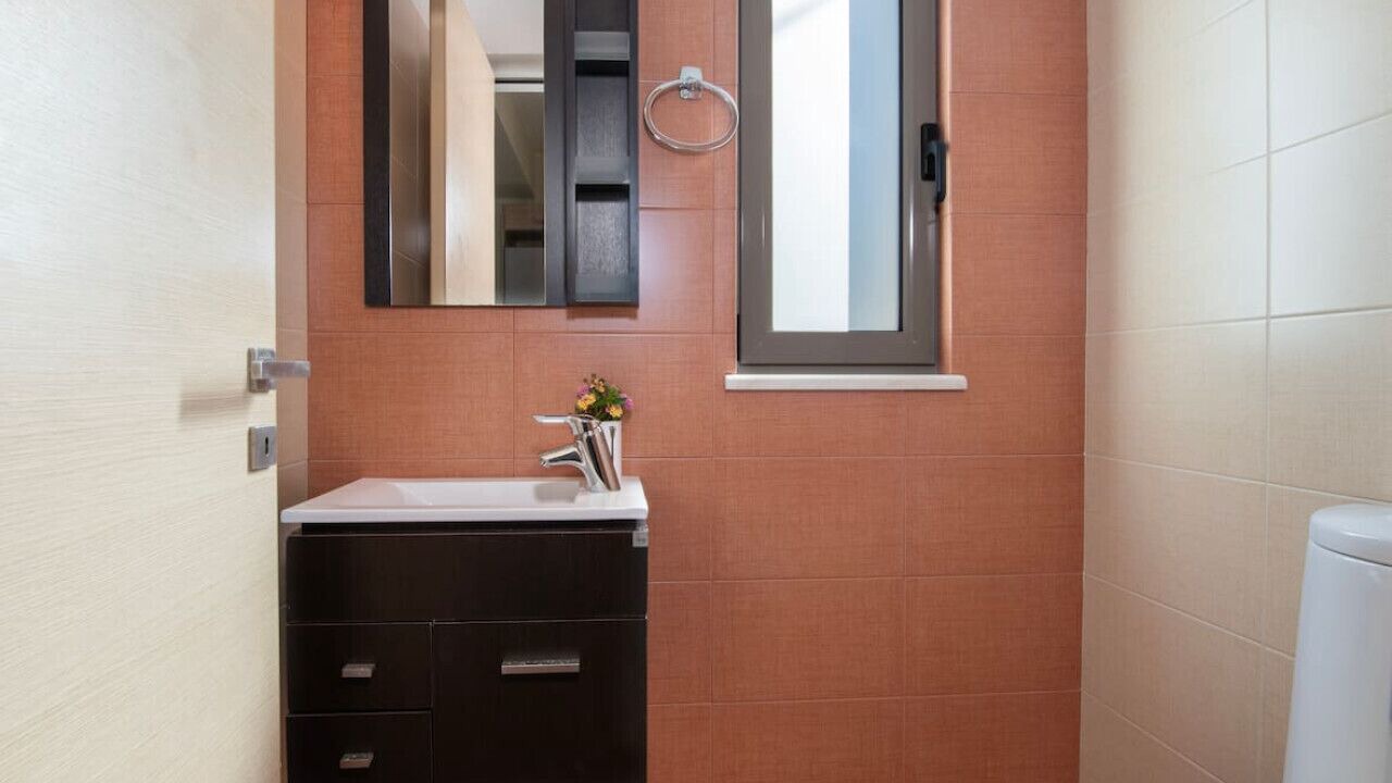 Photo of Bathroom in Plaka
