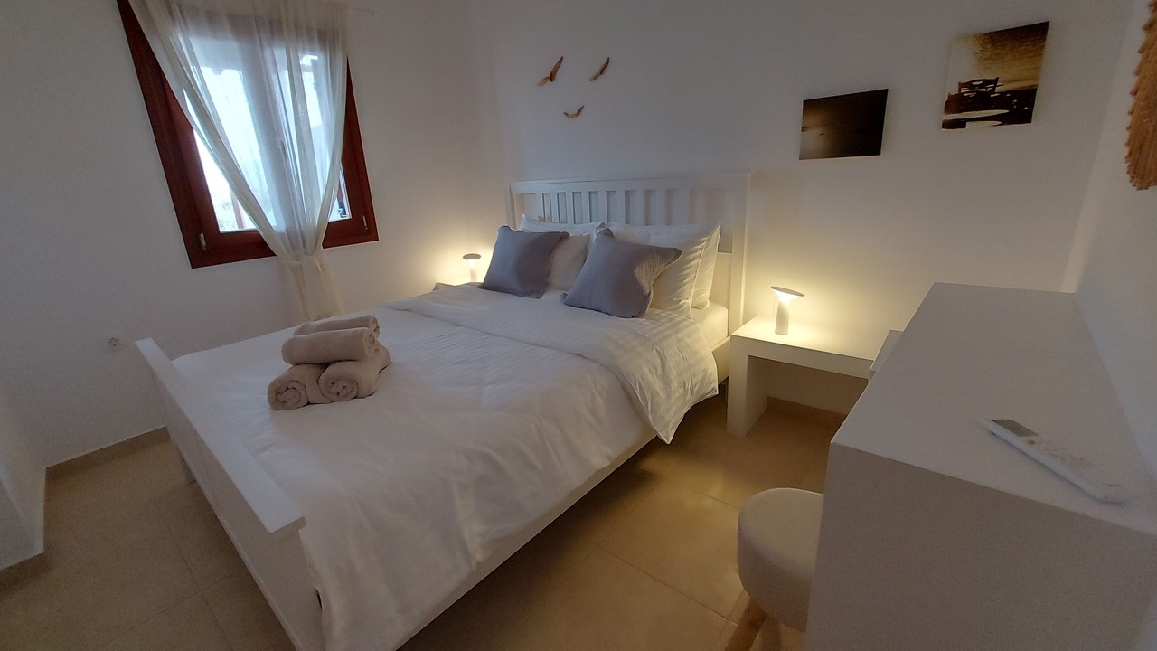 Photo of Bedroom in Kamari
