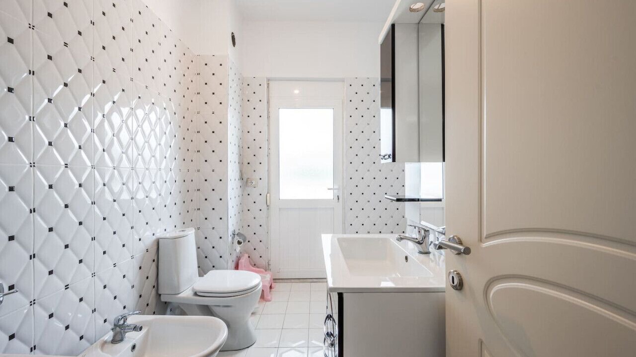 Photo of Bathroom in Lazarat