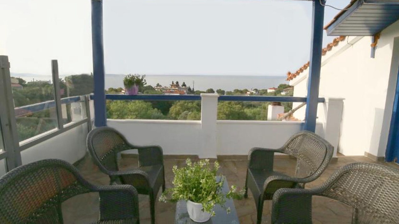 Photo of Patio Balcony in Agios Kirykos