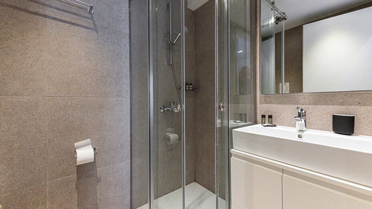 Photo of Bathroom in Ampelokipoi