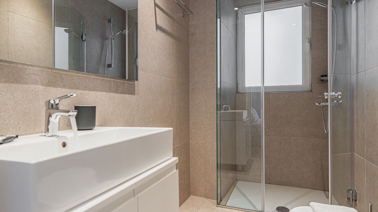 Photo of Bathroom in Ampelokipoi