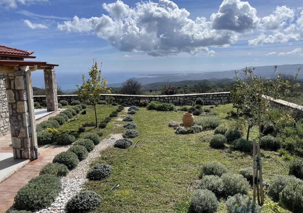 Photo of Outdoor in Likissa