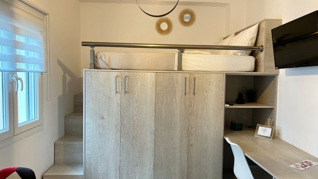 Photo of Bedroom in Ermoupoli