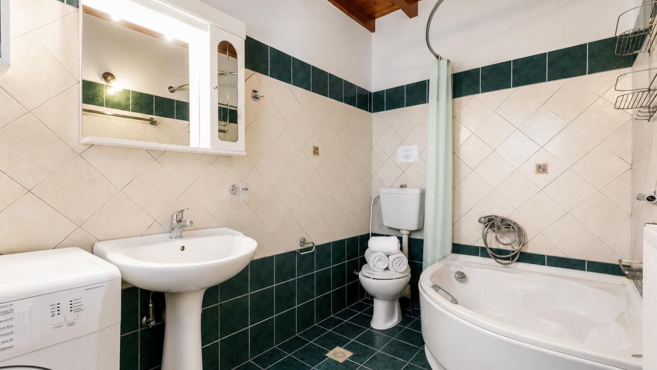 Photo of Bathroom in Skopelos