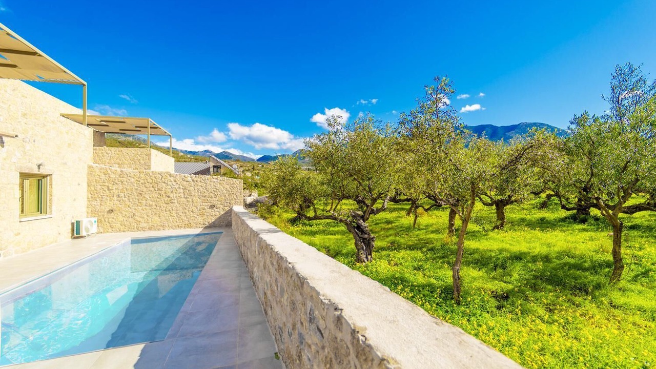 Photo of Outdoor in Lefktron