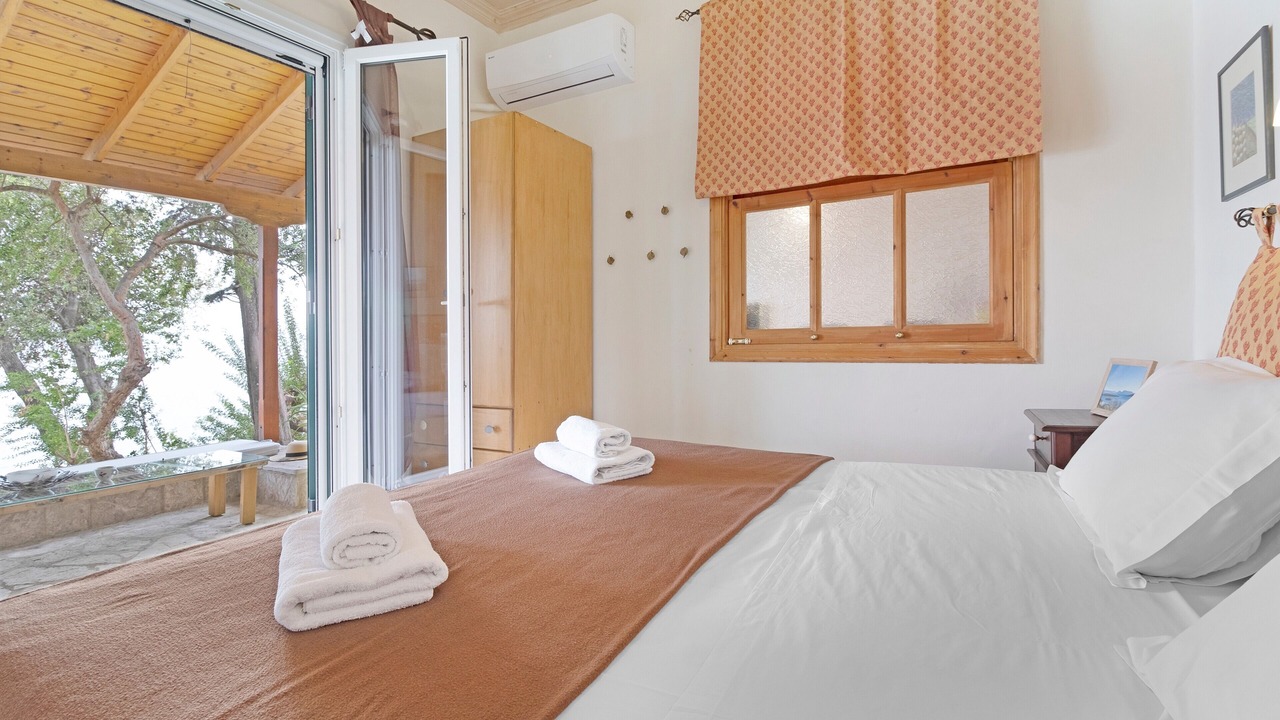 Photo of Bedroom in Perigiali