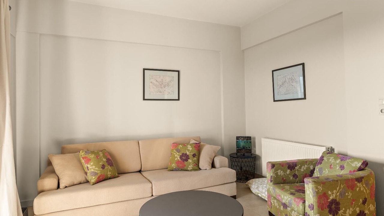 Photo of Livingroom in Lefktron