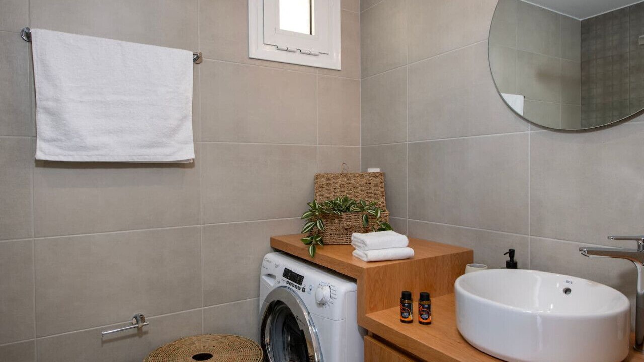 Photo of Bathroom in Plaka