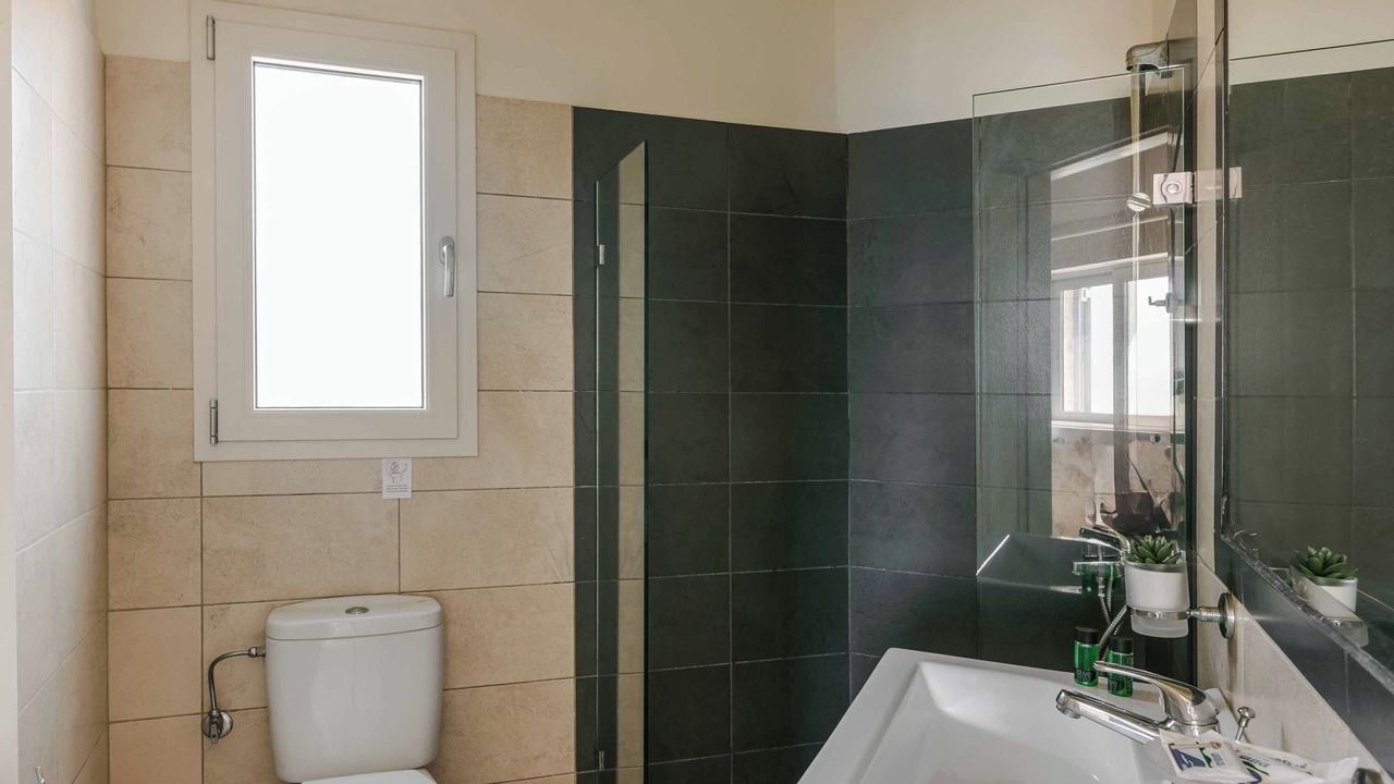Photo of Bathroom in Skala
