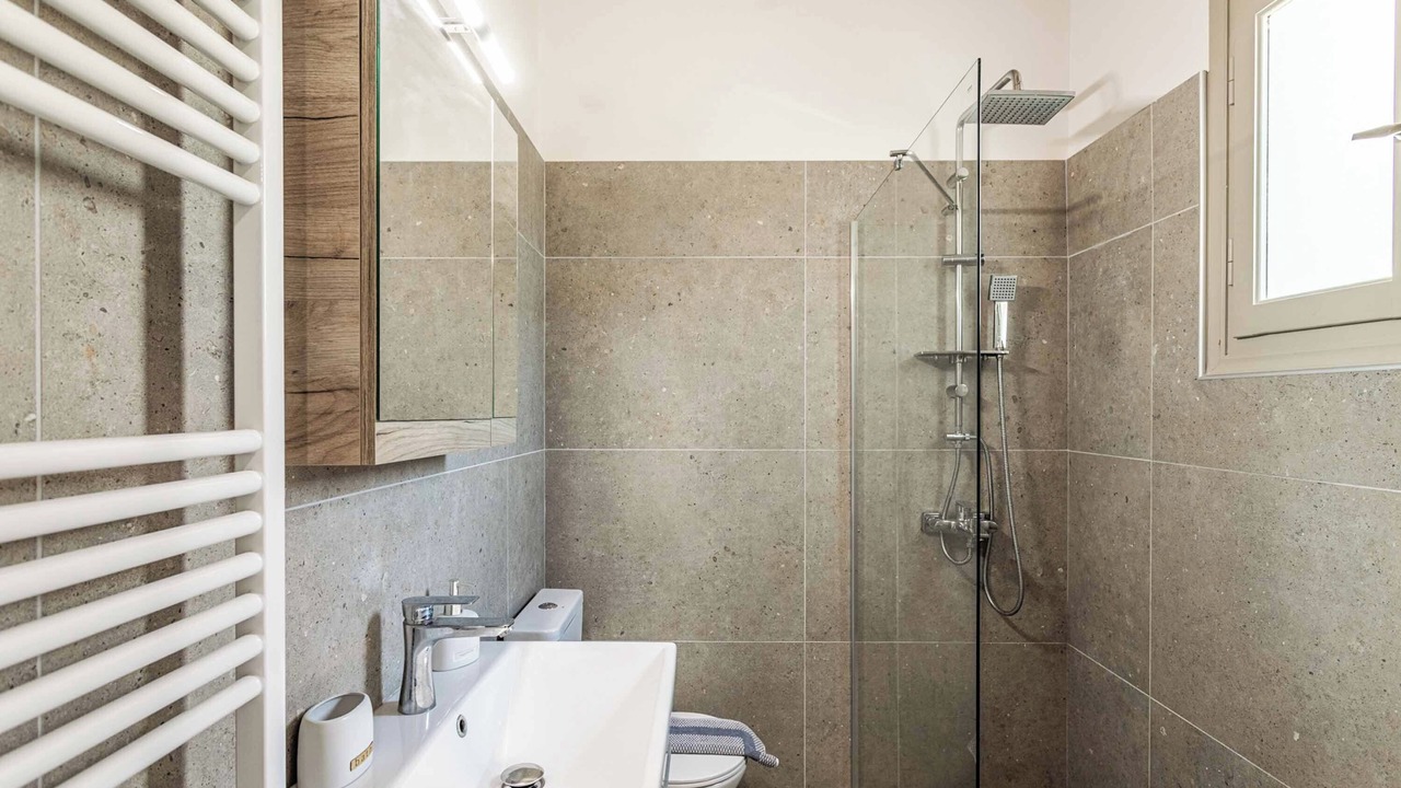 Photo of Bathroom in Lefktron