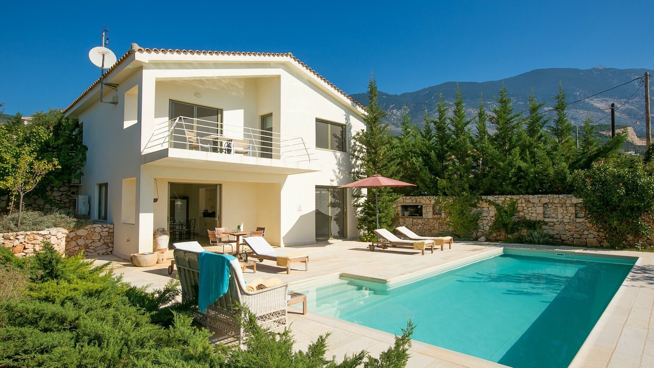 Photo of Outdoor in Karavados