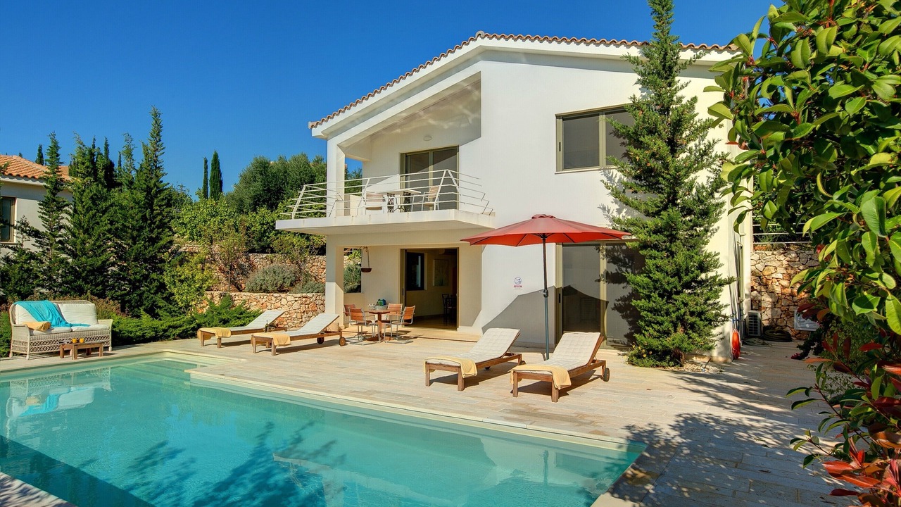 Photo of Outdoor in Karavados