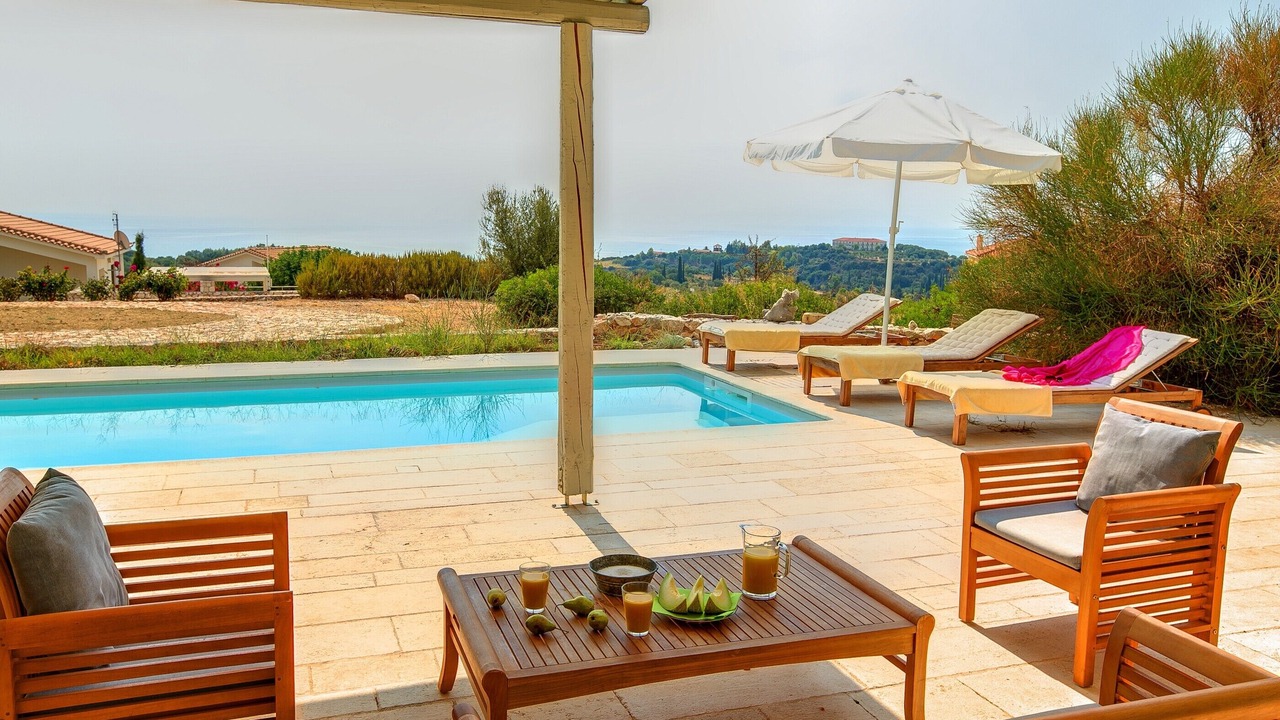 Photo of Outdoor in Karavados