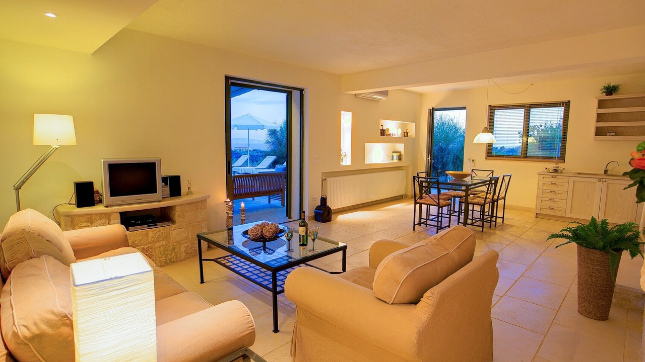 Photo of Livingroom in Karavados