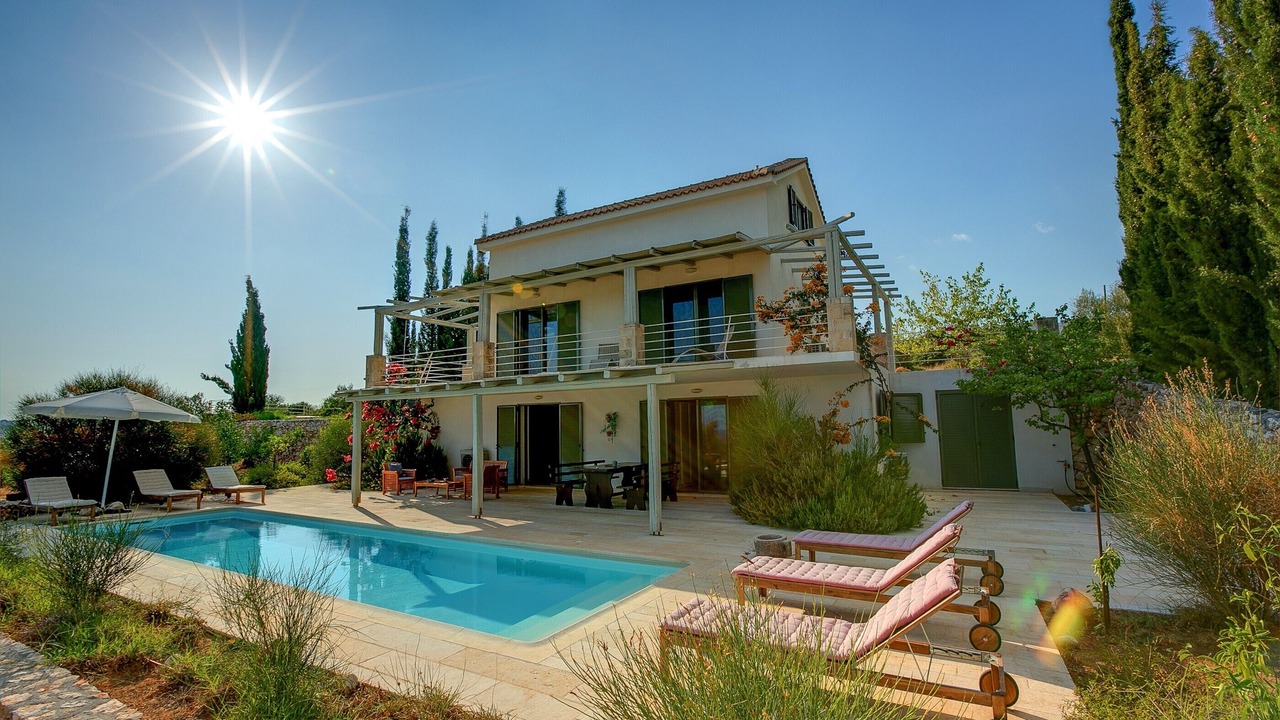 Photo of Outdoor in Karavados