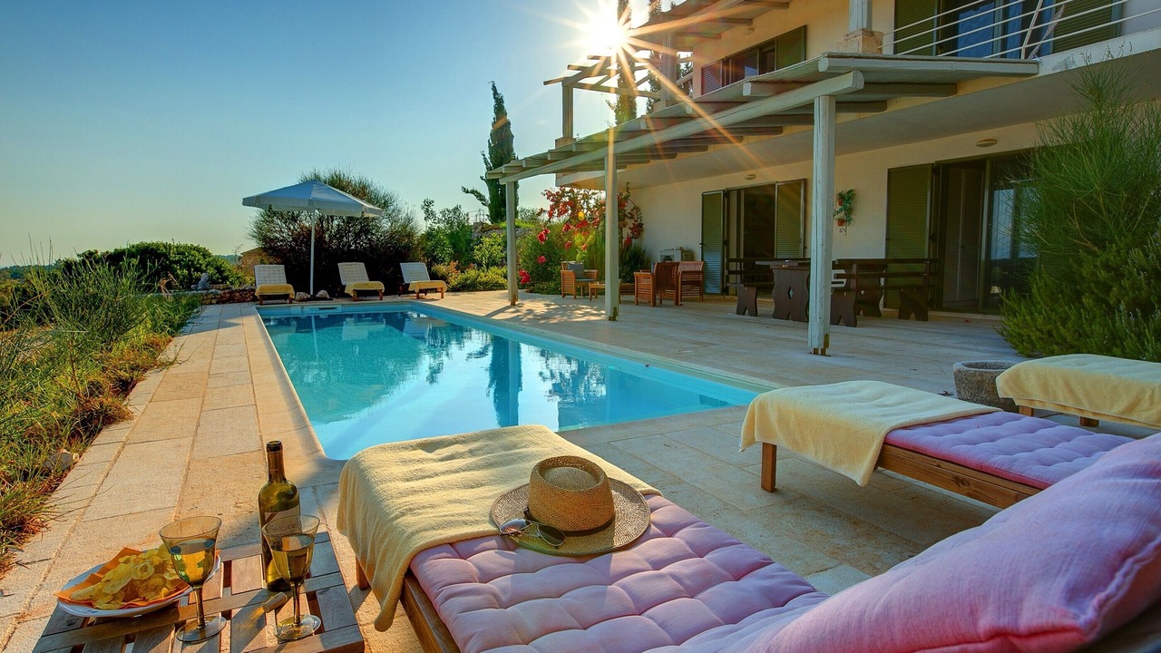 Photo of Outdoor in Karavados