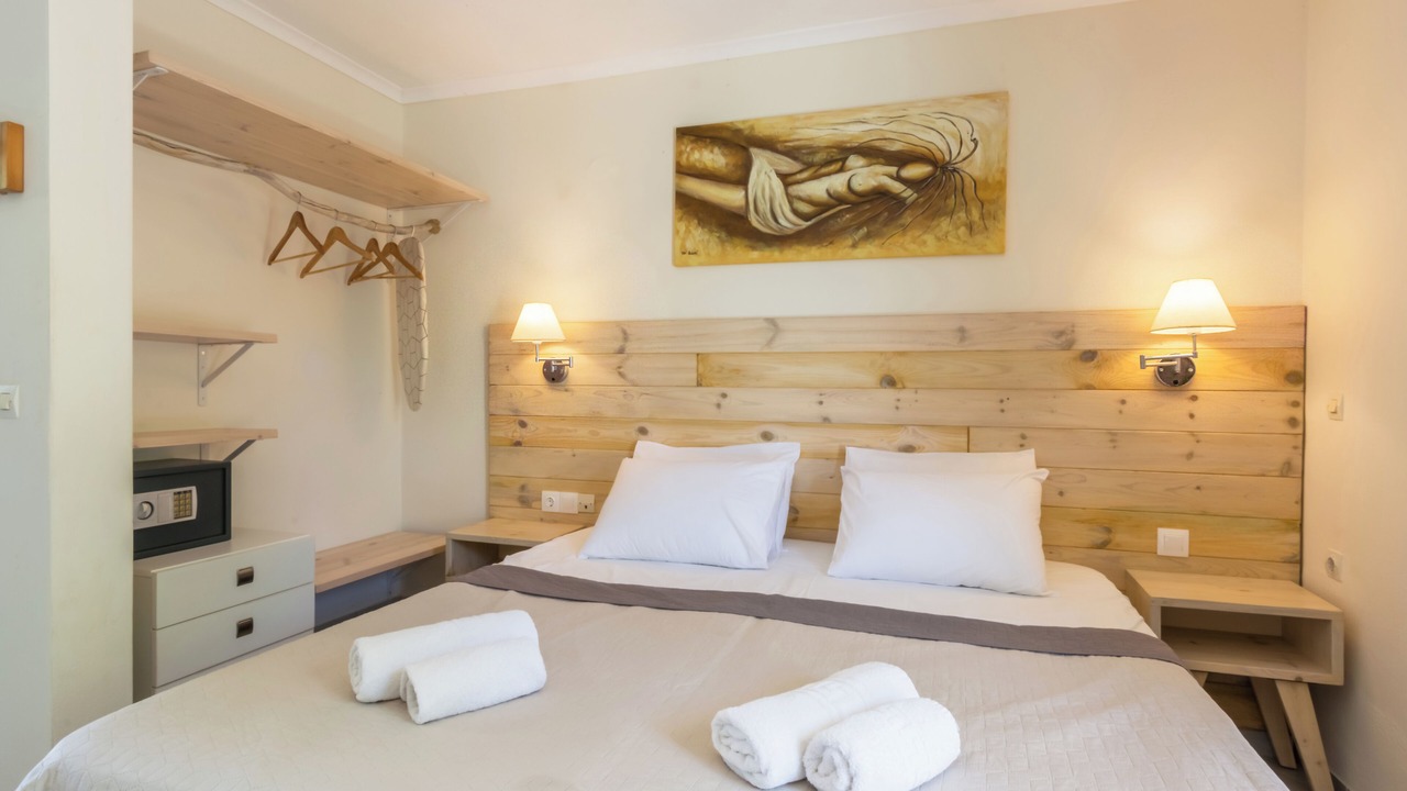 Photo of Bedroom in Kavos