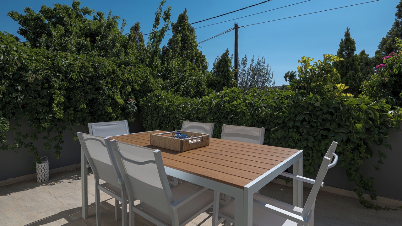 Photo of Outdoor in Vari