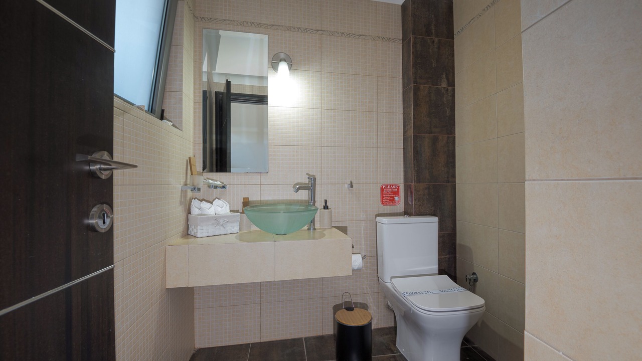 Photo of Bathroom in Vari