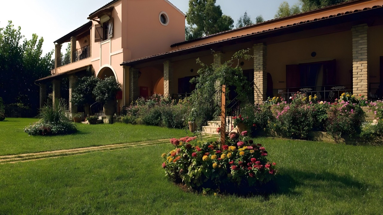 Photo of Outdoor in Tzavros
