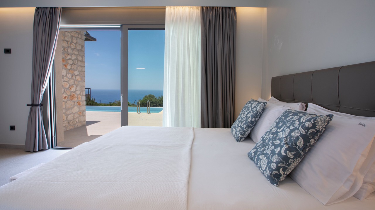 Photo of Bedroom in Evgiros