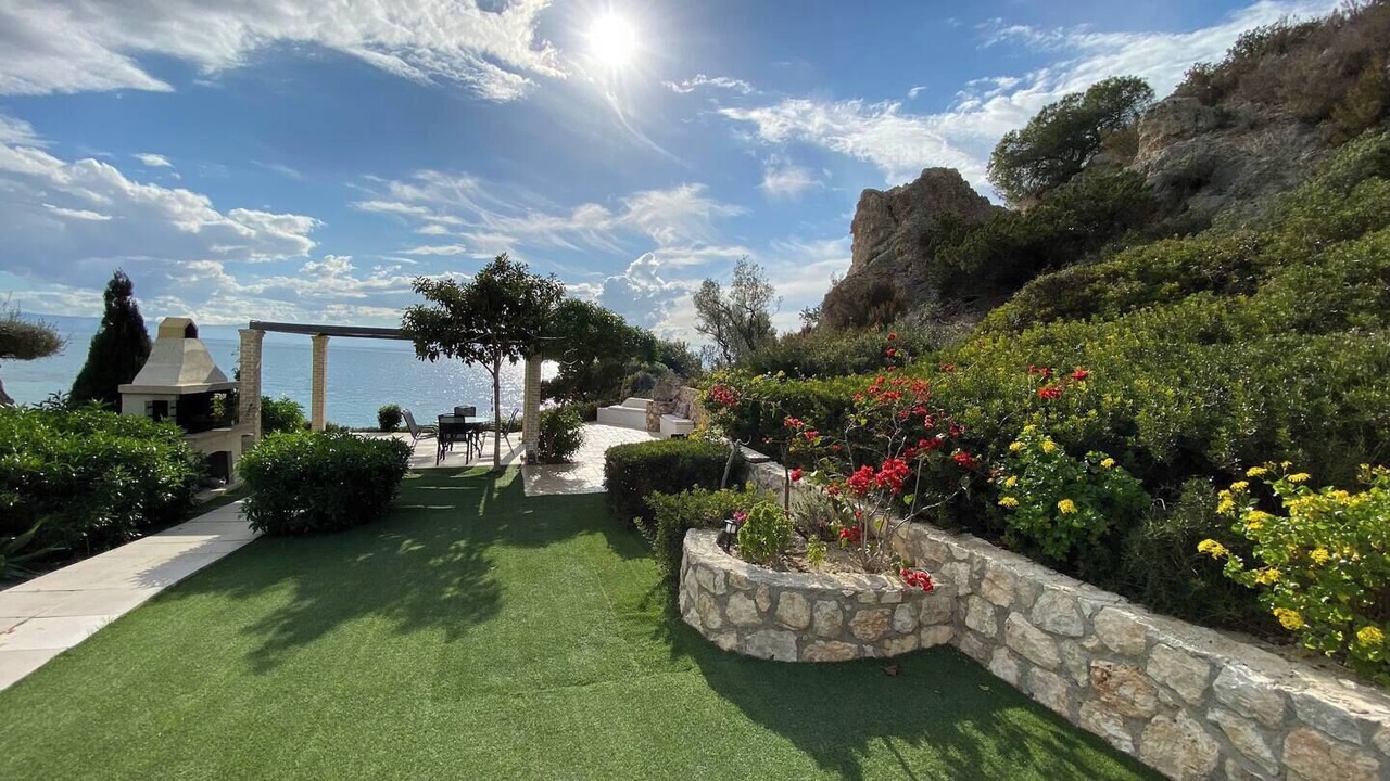 Photo of Outdoor in Limni Vouliagmenis