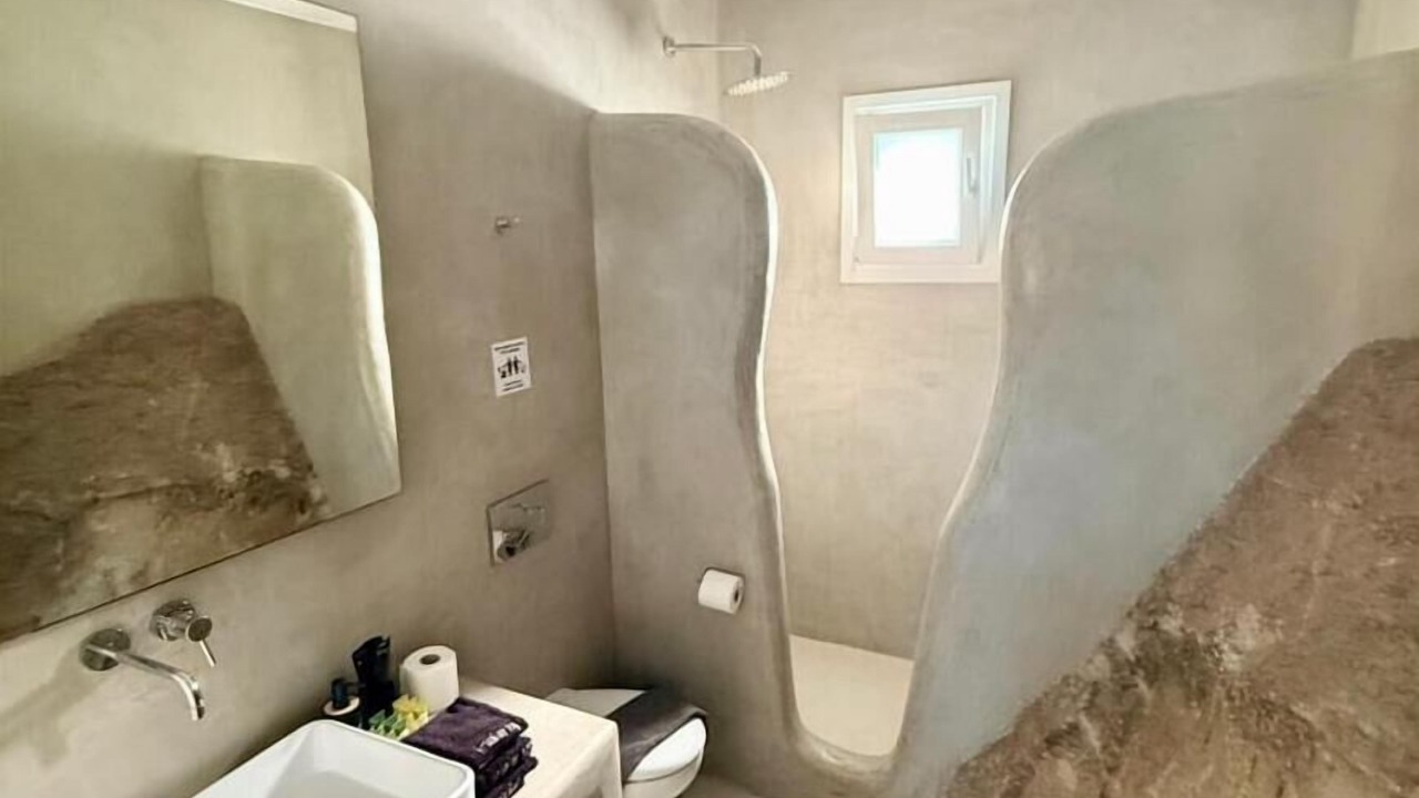 Photo of Bathroom in Platis Gialos