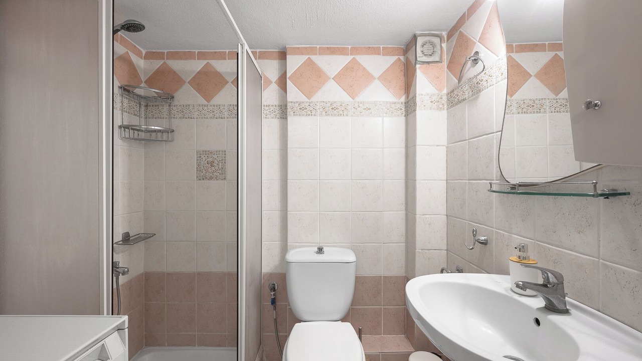 Photo of Bathroom in Gerakini