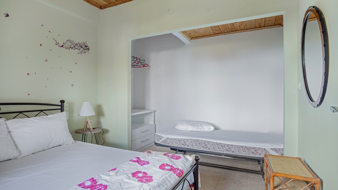 Photo of Bedroom in Poros