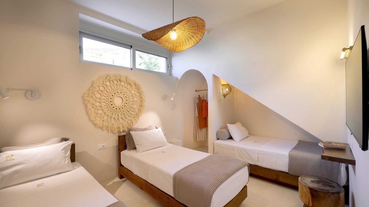 Photo of Bedroom in Violi Charaki