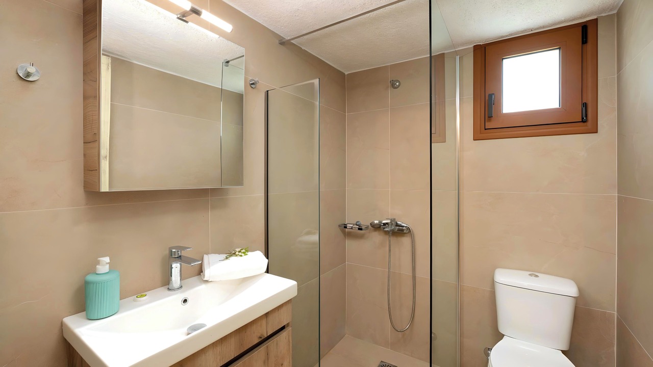 Photo of Bathroom in Agios Nikolaos Town