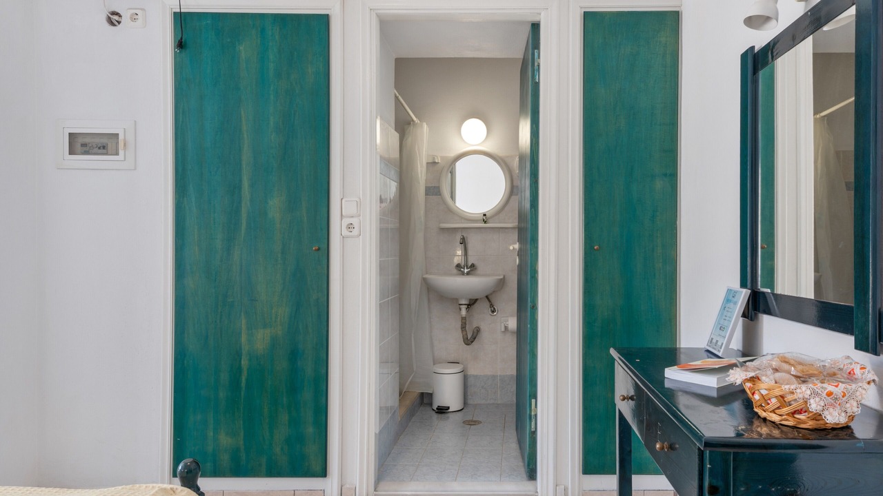Photo of Bathroom in Diafani