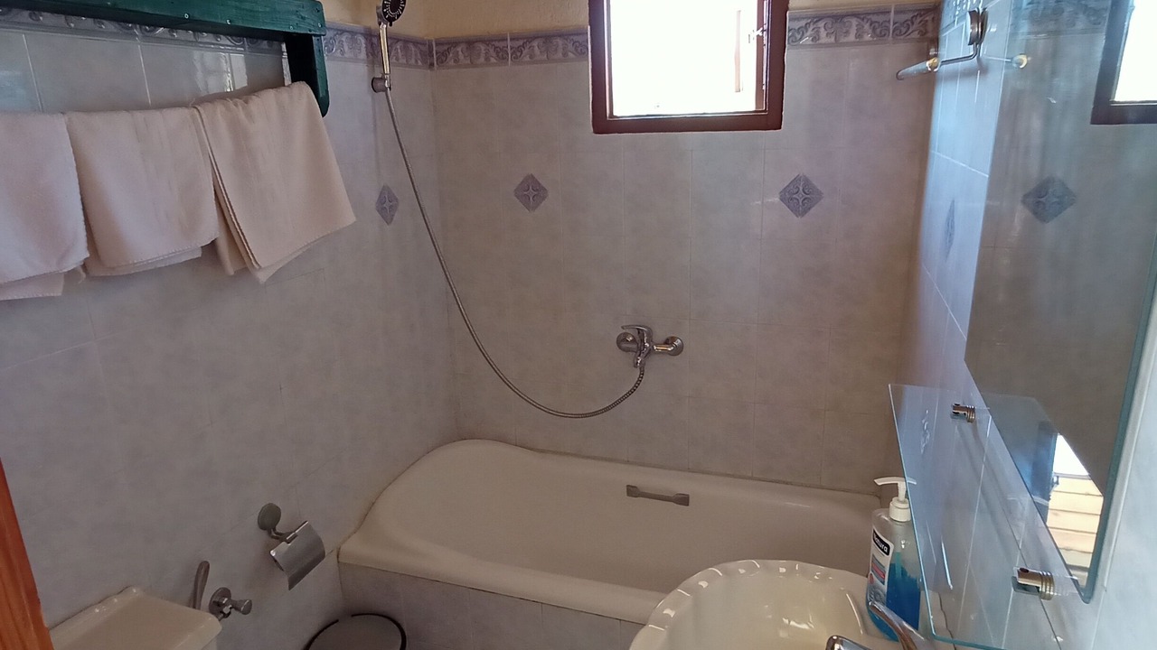 Photo of Bathroom in Palekastro