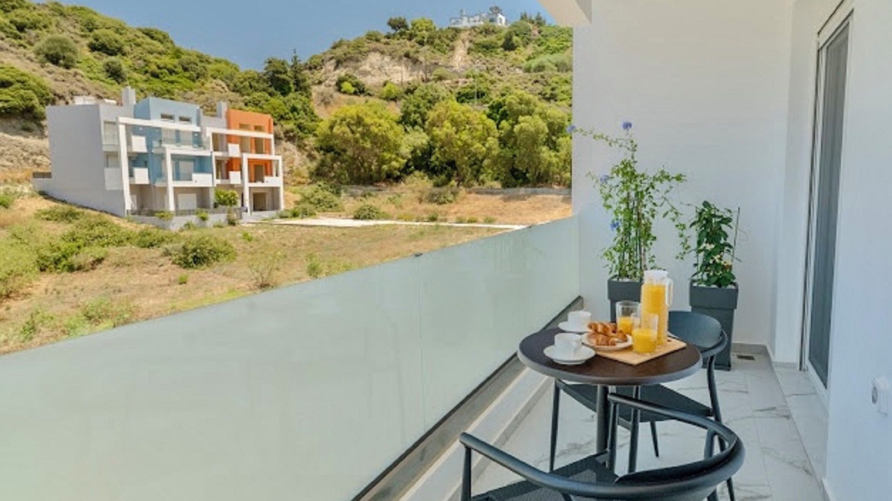 Photo of Outdoor in Ixia