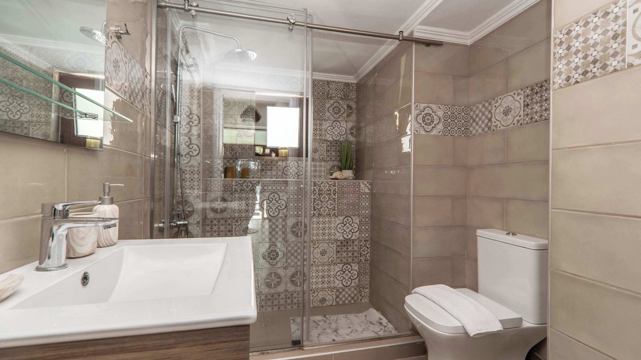 Photo of Bathroom in Halepa