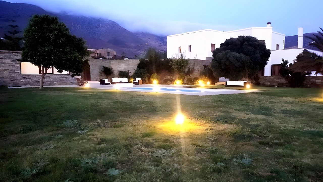 Photo of Outdoor in Ydrousa
