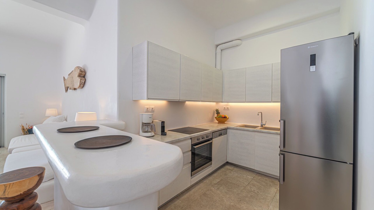 Photo of Kitchen in Faros Armenistis