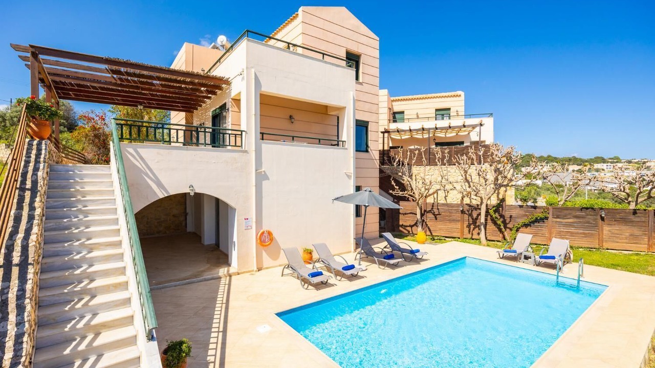Photo of Outdoor in Gerani
